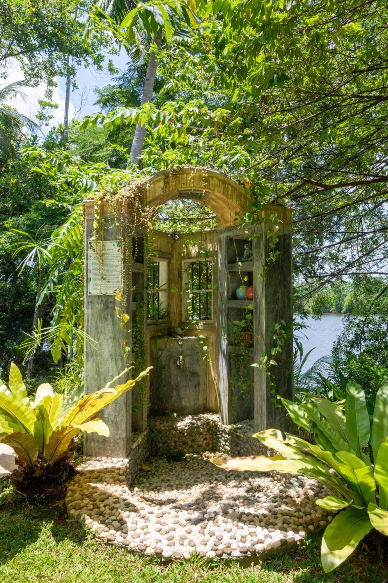 Villa Birdlake Hikkaduwa Extérieur photo