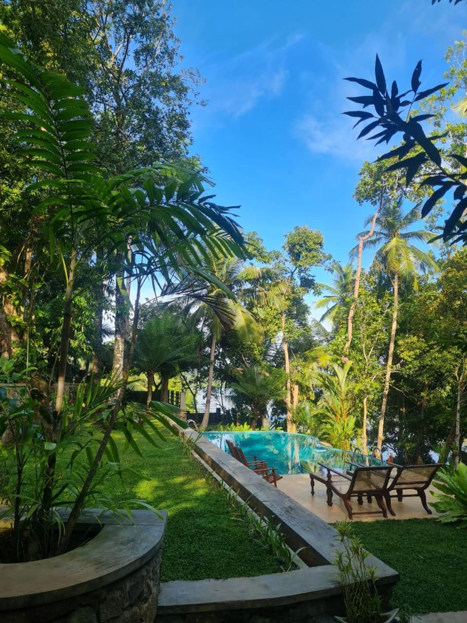 Villa Birdlake Hikkaduwa Extérieur photo